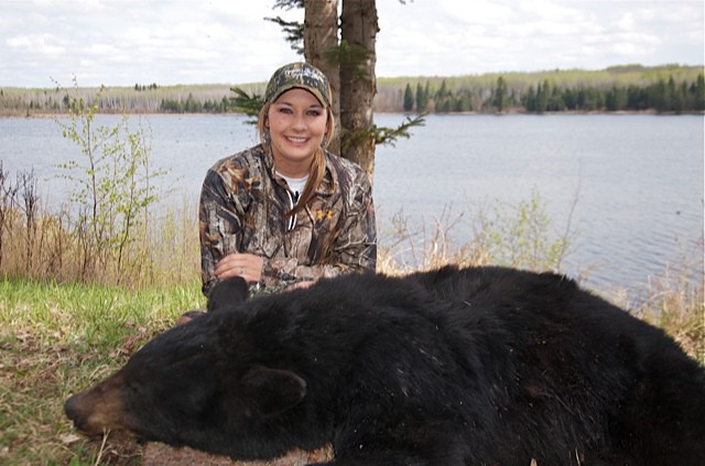 Black Bear Hunting & Outfitters - Saskatchewan